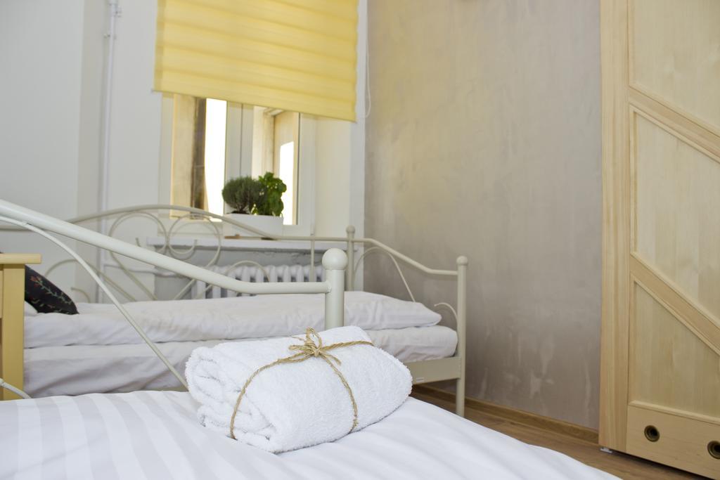 Zweibettzimmer mit Gemeinschaftsbad